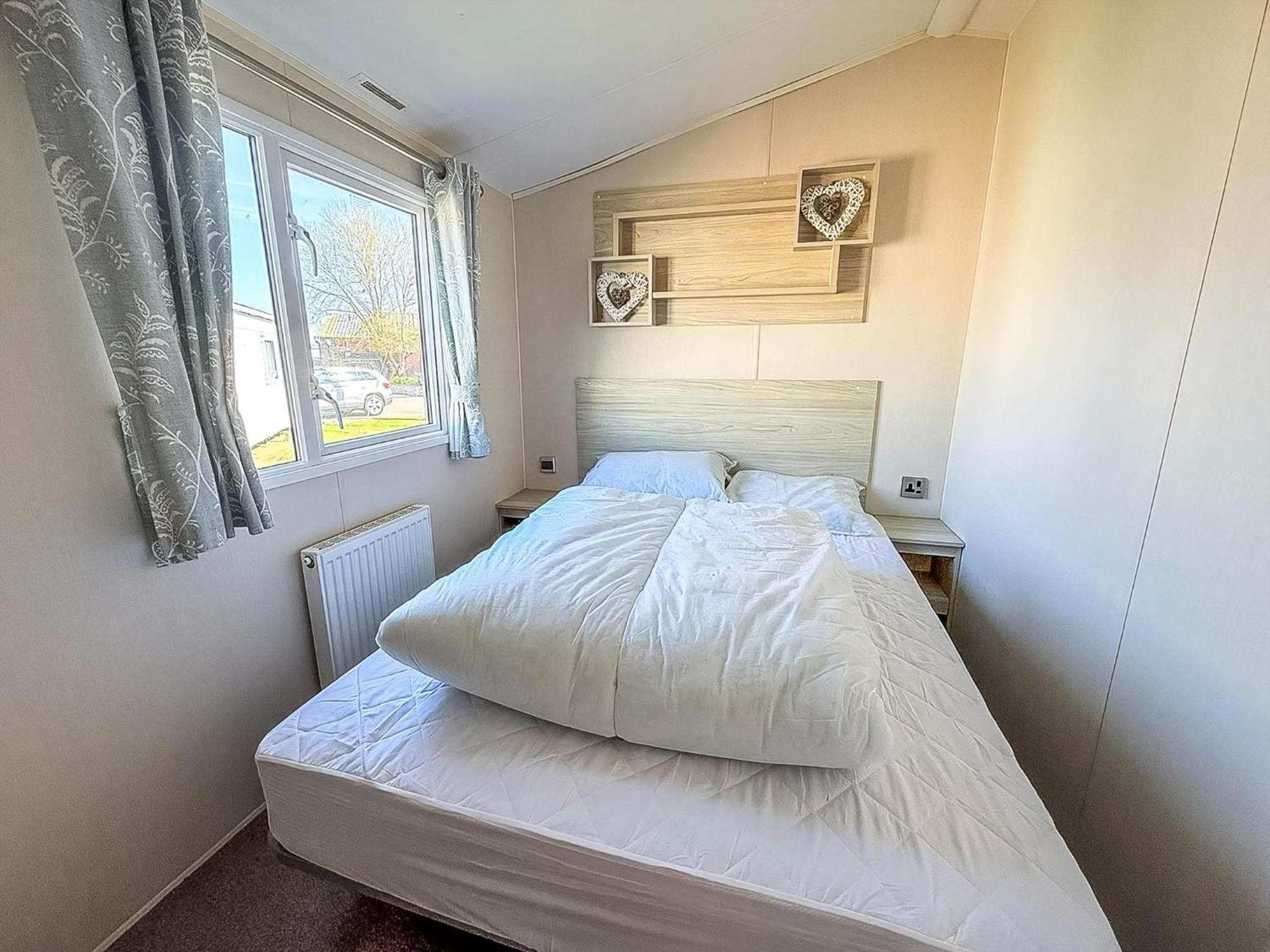 8 Berth Caravan For Hire At St Osyth Beach Ref 28047R Clacton-on-Sea Luaran gambar